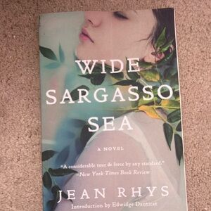 Wide Sargasso Sea by Jean Rhys - Green and White Cover